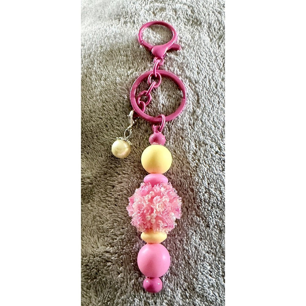 Silicone Focal Beadable Keychain- Bee in Flower with pearl charm